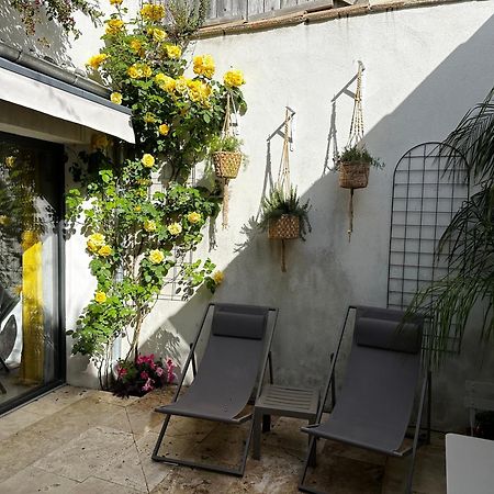 Appartements 3 Etoiles Terrasse Ou Patio Intra-Muros Aigues-Mortes Εξωτερικό φωτογραφία