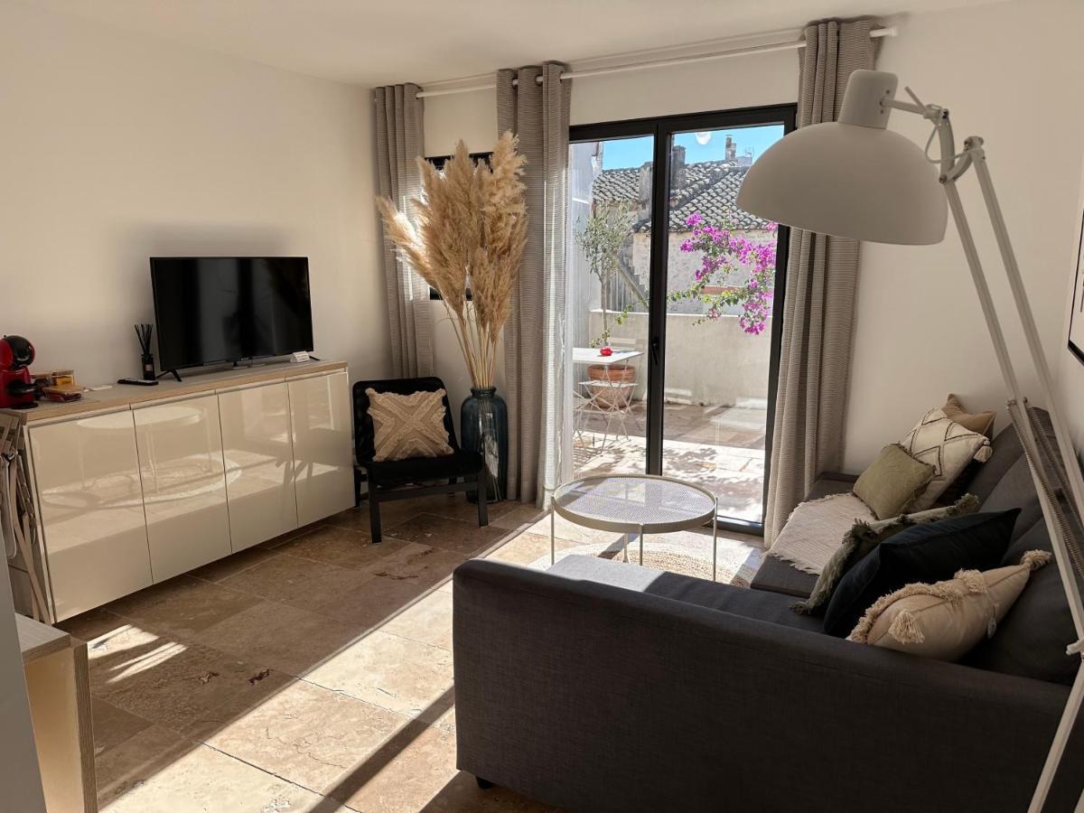Appartements 3 Etoiles Terrasse Ou Patio Intra-Muros Aigues-Mortes Εξωτερικό φωτογραφία