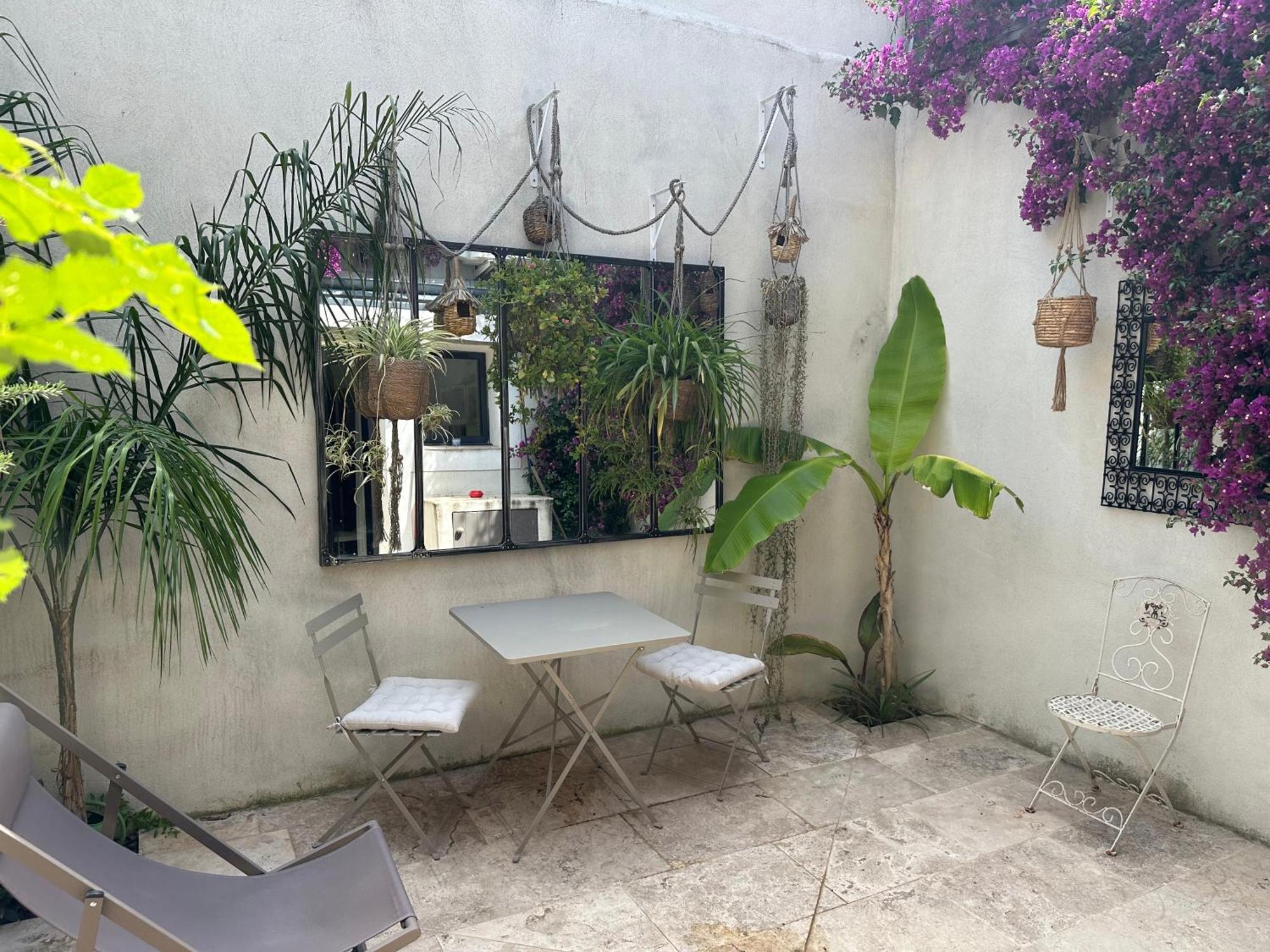 Appartements 3 Etoiles Terrasse Ou Patio Intra-Muros Aigues-Mortes Εξωτερικό φωτογραφία