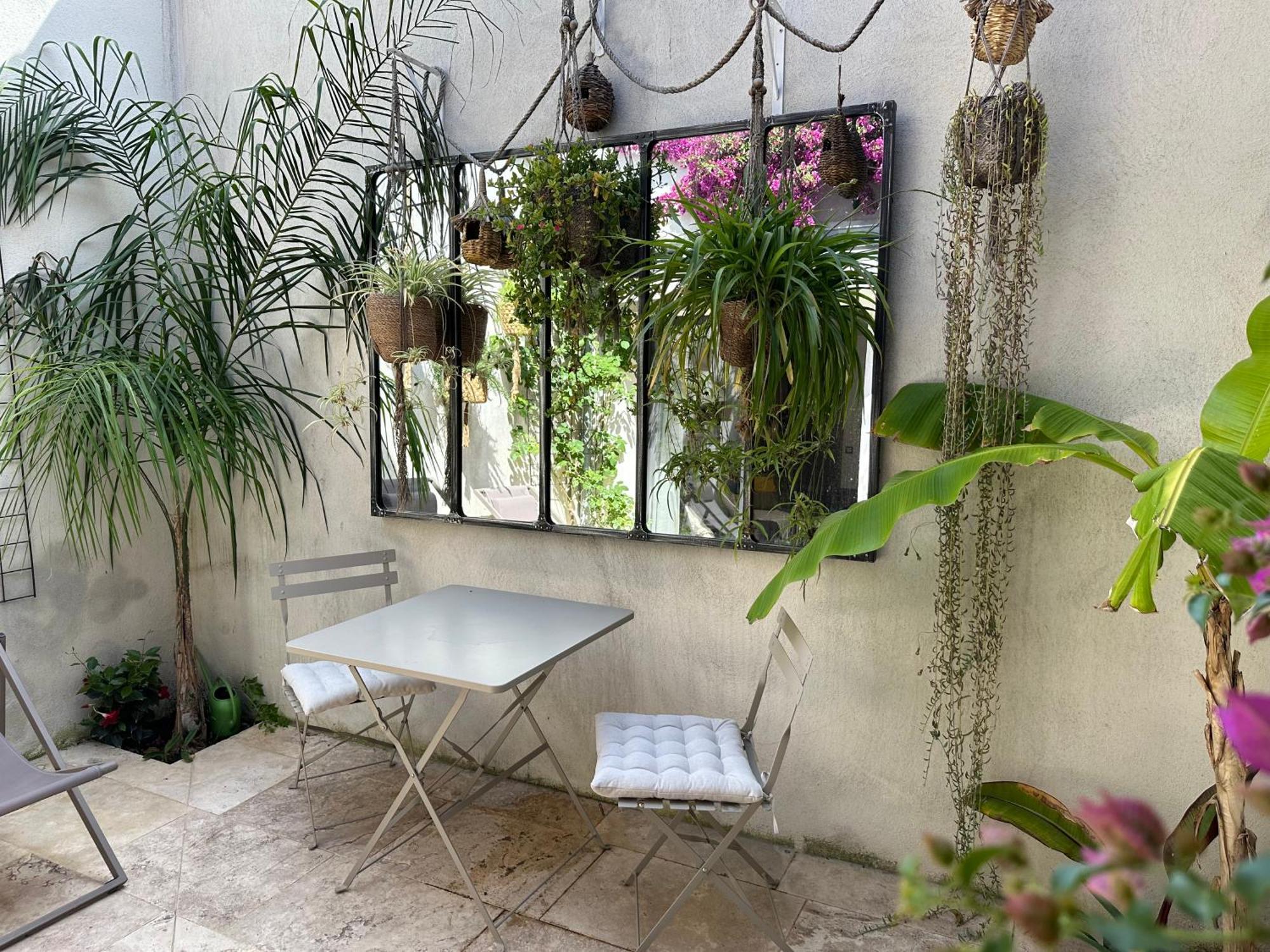 Appartements 3 Etoiles Terrasse Ou Patio Intra-Muros Aigues-Mortes Εξωτερικό φωτογραφία
